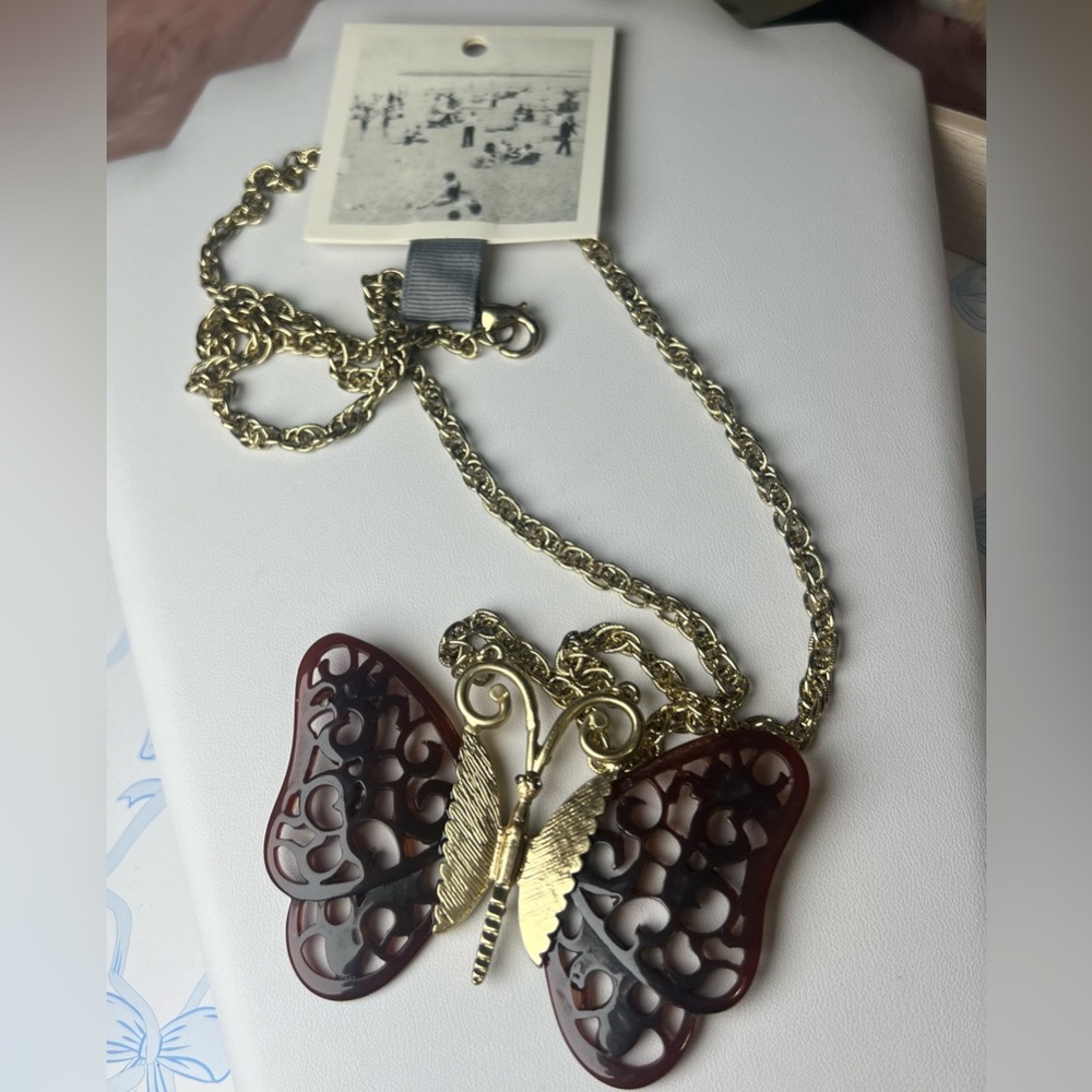 NWT Anthropologie Elegant Gold and Brown Butterfly Necklace✨🦋